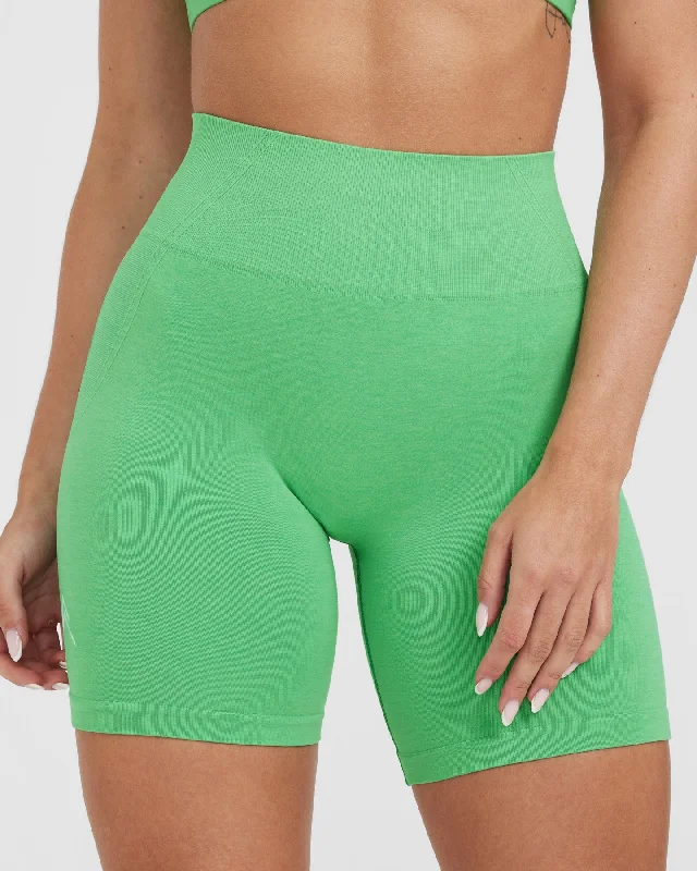 Effortless Seamless Shorts | Jade