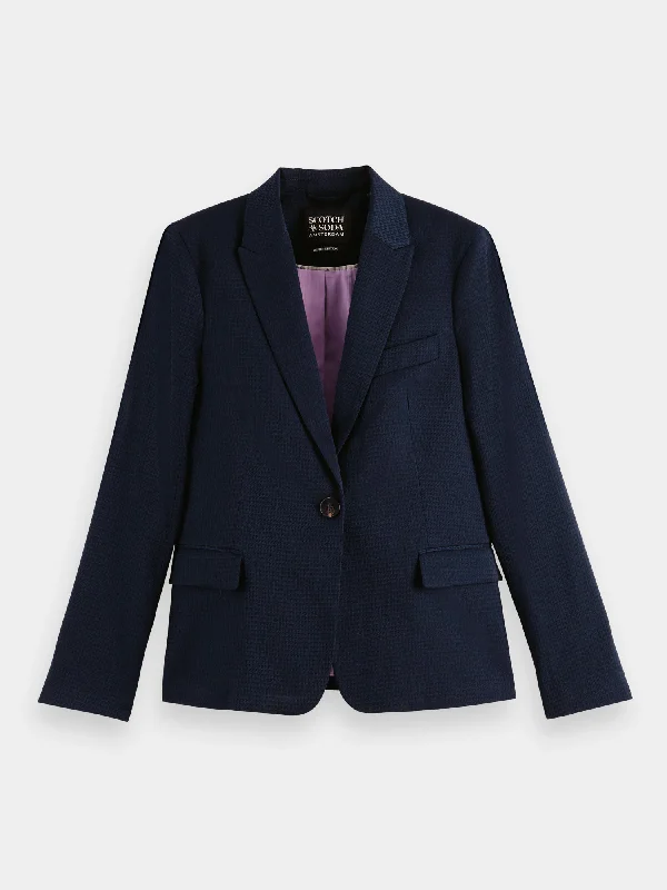 Single-breasted tailored blazer